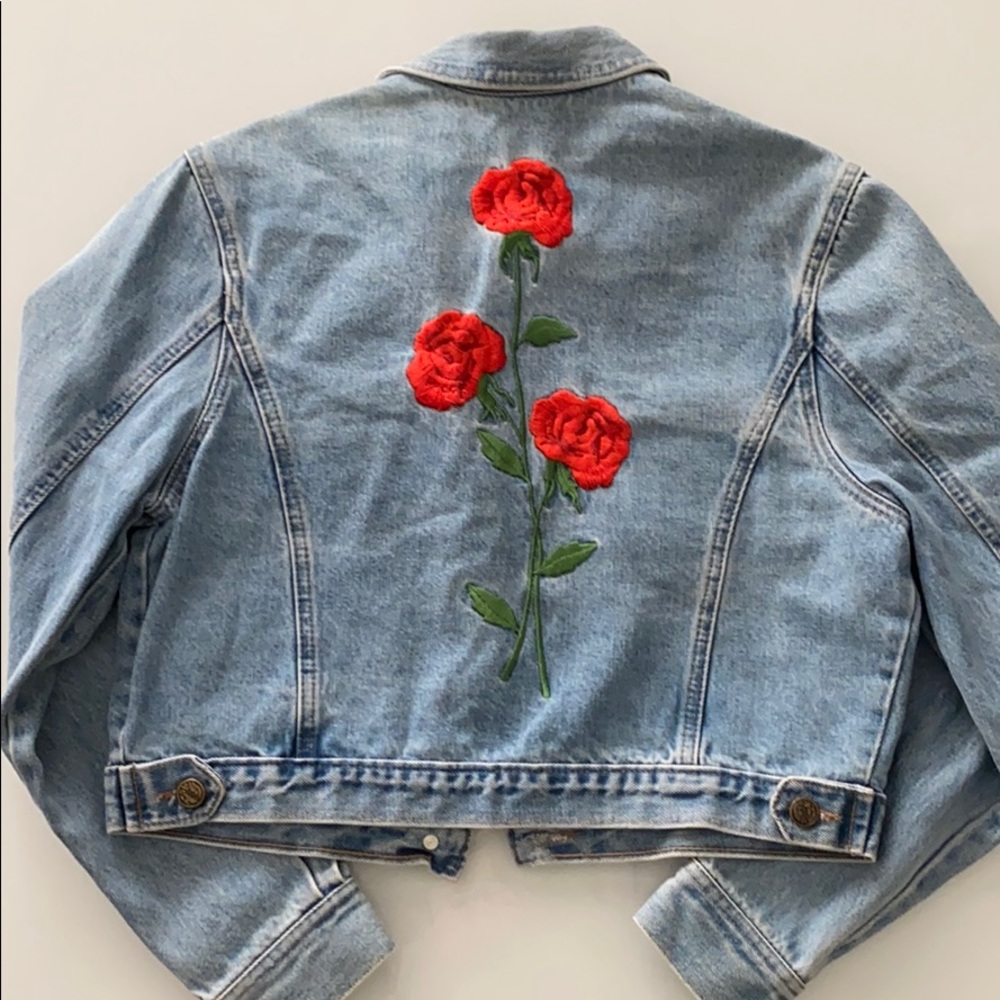 VINTAGE DENIM JACKET